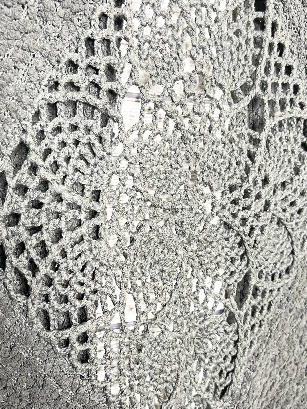 BCBGMaxAzria Charcoal Gray Textured Boho Crochet Back Cardigan Size Small